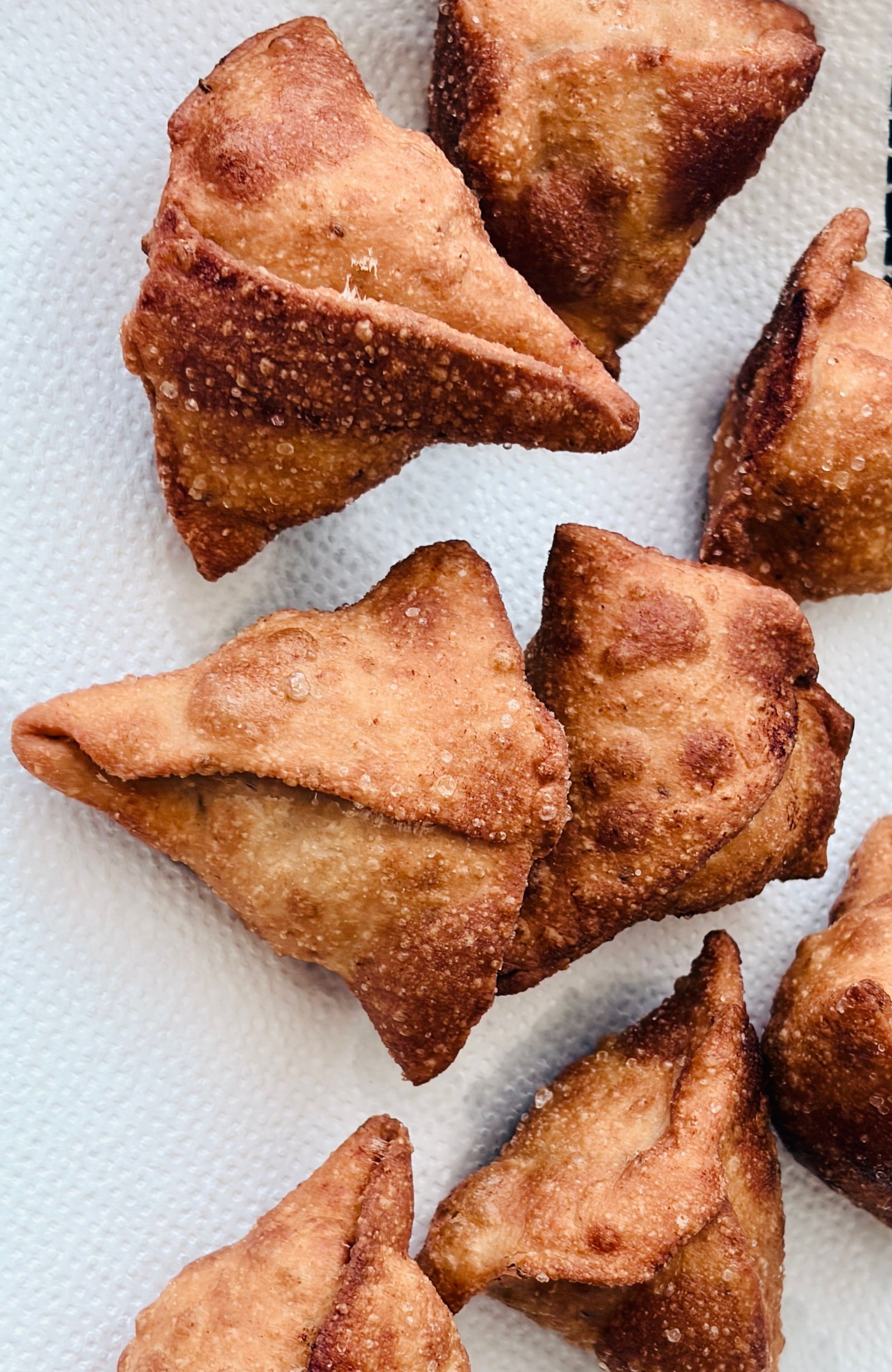 Fried samosas